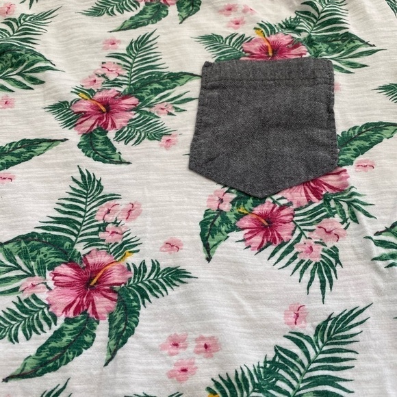 Free planet | Flower vine Tee  shirt - Picture 5 of 7